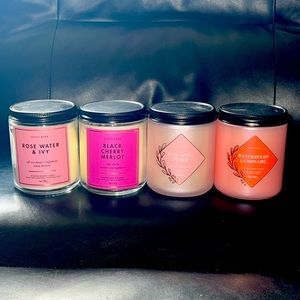 ~SOLD~Bath & Body Works Single Wick Candles